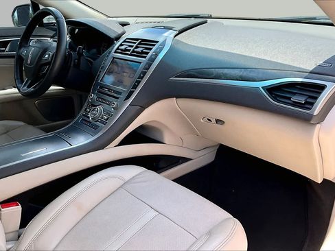 Used 2020 Lincoln MKZ Reserve w/ Luxury Package AWD/4WD image 19