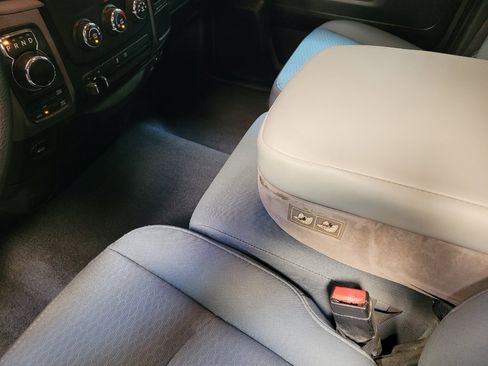 Used 2017 RAM 1500 Tradesman w/ Popular Equipment Group AWD/4WD image 26