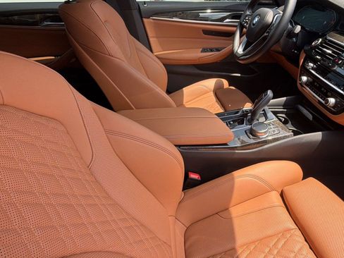 Used 2023 BMW 540i w/ Premium Package RWD image 23