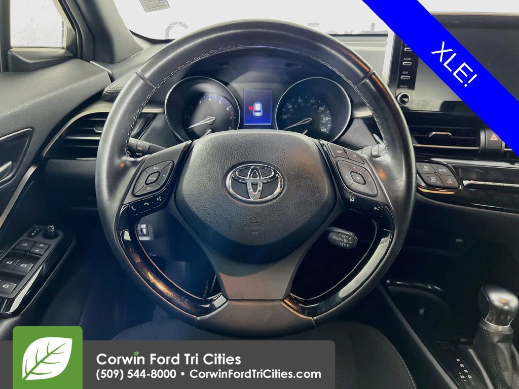 Used 2019 Toyota C-HR XLE FWD image 24