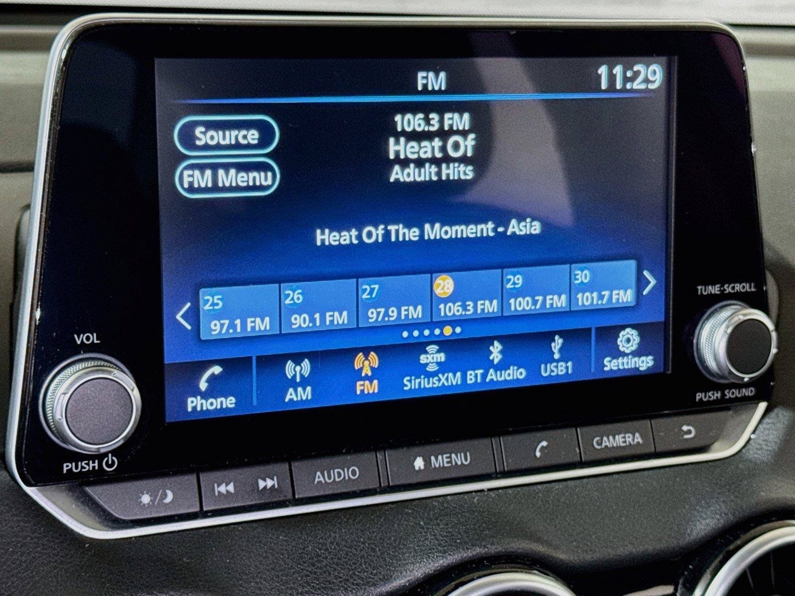 Used 2025 Nissan Sentra SV FWD image 12