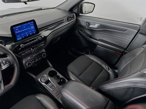 Used 2025 Ford Escape ST-Line Select image 26