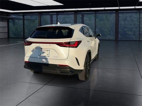 Certified 2023 Lexus NX 250 FWD w/ Premium Package image 7