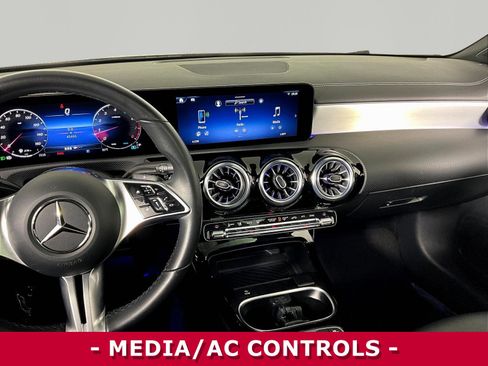 Used 2025 Mercedes-Benz CLA 250 4MATIC image 9