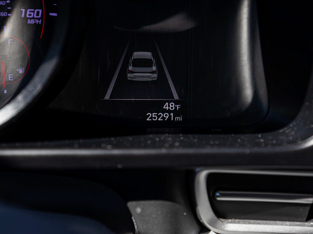 Used 2023 Hyundai Elantra SEL w/ Cargo Package FWD image 17