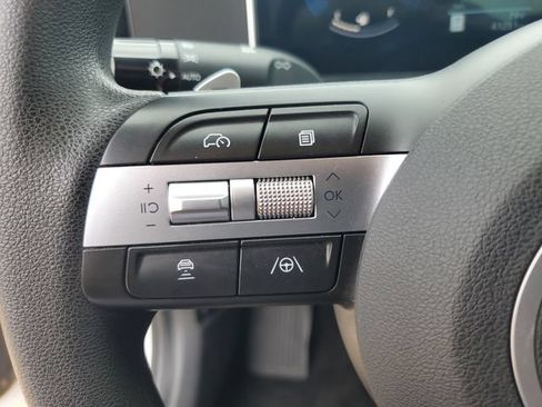 Used 2025 Hyundai Sonata SEL FWD image 17