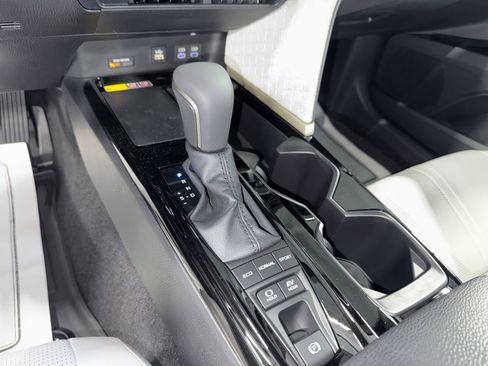 New 2026 Toyota Camry XLE w/ Premium Plus Package AWD/4WD image 27