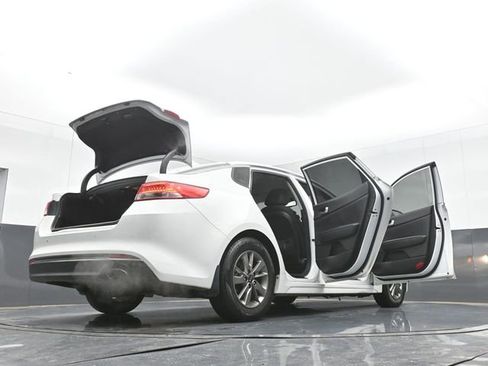 Used 2016 Kia Optima LX w/ Technology Package image 54