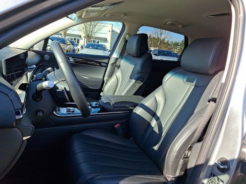 Used 2025 Genesis GV80 2.5T Standard image 24