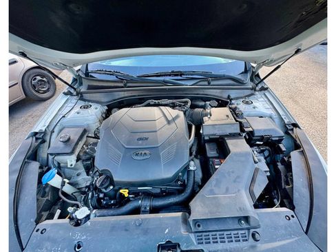Used 2017 Kia Cadenza Technology FWD image 18
