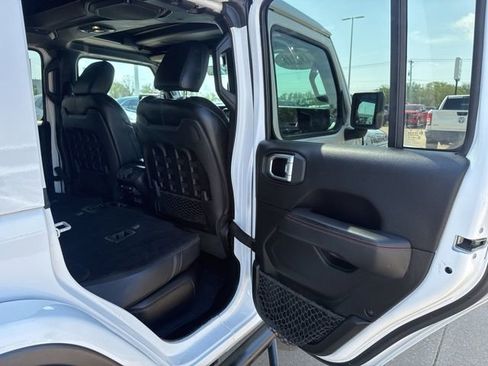Used 2020 Jeep Wrangler Unlimited Rubicon AWD/4WD image 42
