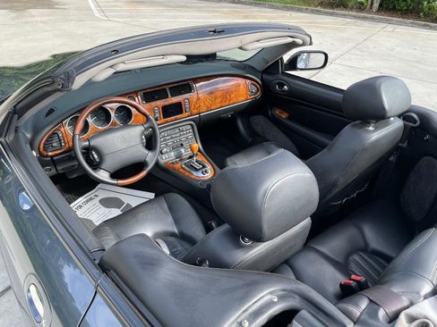 Used 2005 Jaguar XK8 Convertible image 7