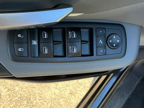 Used 2019 RAM 1500 Big Horn AWD/4WD image 22
