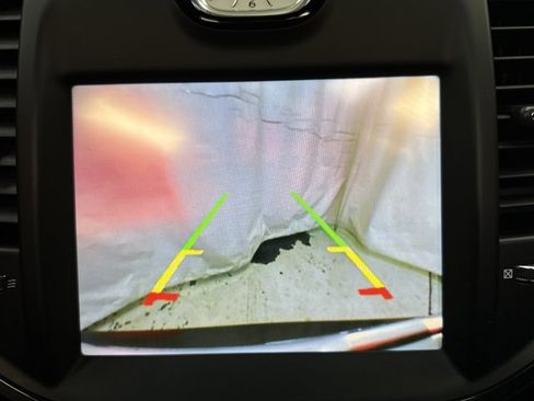 Used 2014 Chrysler 300 S w/ Luxury Group image 23