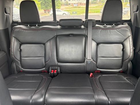 Used 2020 GMC Sierra 1500 Elevation w/ Elevation Value Package AWD/4WD image 21