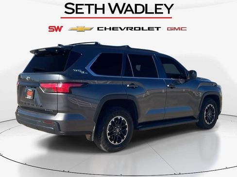 Used 2025 Toyota Sequoia SR5 image 7