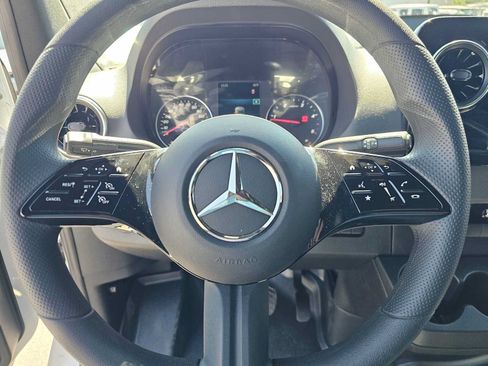 Used 2026 Mercedes-Benz Sprinter 2500 image 23