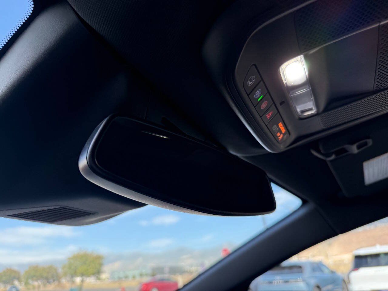 Used 2024 Chevrolet Equinox EV LT AWD/4WD image 40
