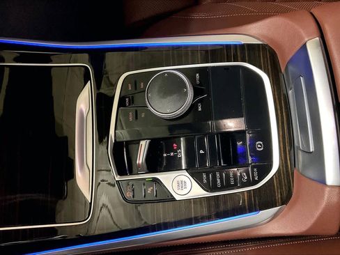 Used 2025 BMW X5 xDrive40i image 16