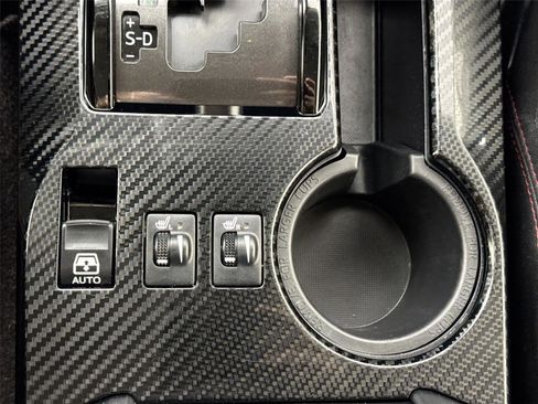 Certified 2024 Toyota 4Runner TRD Off-Road Premium image 27