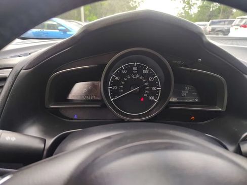 Used 2018 MAZDA MAZDA3 Touring FWD image 15