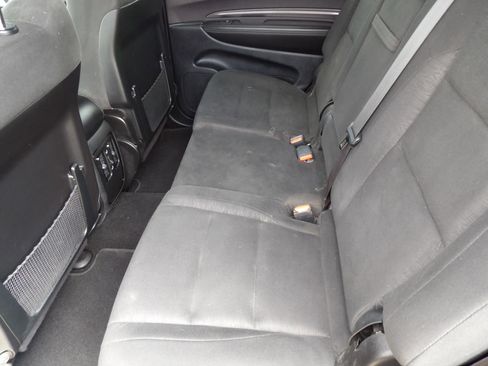 Used 2024 Dodge Durango SXT image 19