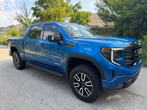 Used 2024 GMC Sierra 1500 AT4 w/ AT4 Premium Package AWD/4WD image 4