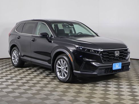 Used 2025 Honda CR-V EX image 2