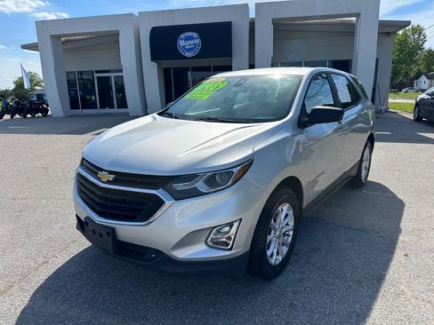Used 2020 Chevrolet Equinox LS AWD/4WD image 1