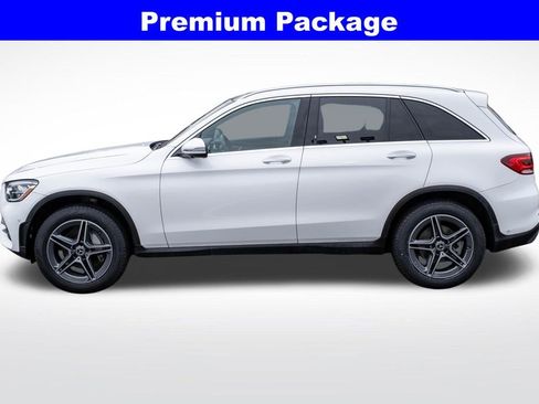 Used 2021 Mercedes-Benz GLC 300 4MATIC w/ AMG Line image 5