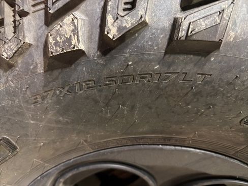 Used 2020 Jeep Gladiator Sport w/ Quick Order Package 24S image 33