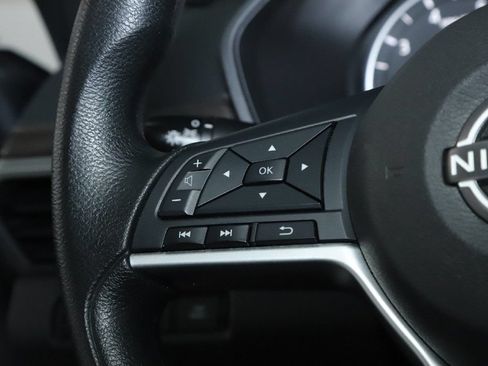Used 2024 Nissan Altima 2.5 SV FWD image 22