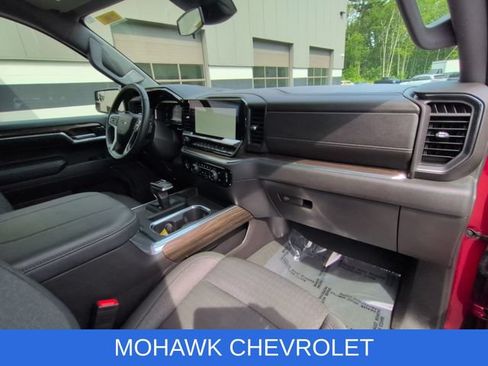 Certified 2024 Chevrolet Silverado 1500 RST w/ Protection Package AWD/4WD image 30
