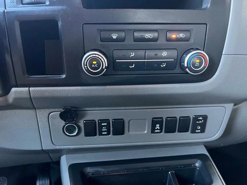 Used 2017 Nissan NV 2500 SV w/ Technology Package image 13