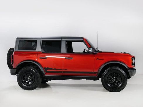 Used 2023 Ford Bronco Wildtrak AWD/4WD image 8