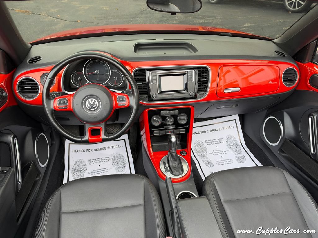 Used 2019 Volkswagen Beetle 2.0T S FWD image 18