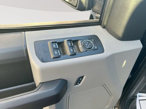 Used 2018 Ford F150 XL w/ Equipment Group 101A Mid AWD/4WD image 20