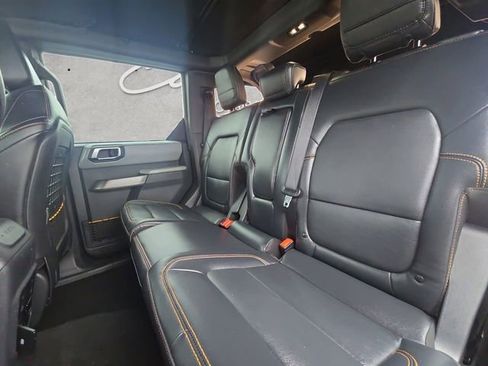 Used 2022 Ford Bronco Badlands image 22