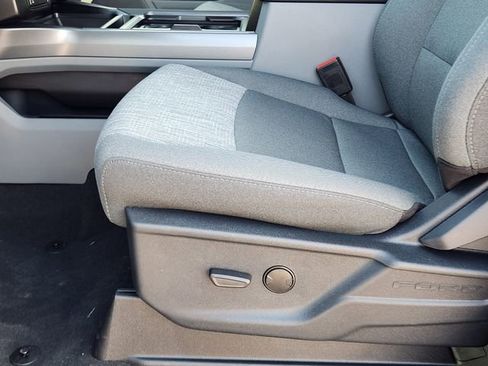 New 2026 Ford F250 XLT w/ FX4 Off-Road Package image 26