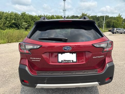 Certified 2025 Subaru Outback Limited AWD/4WD image 18