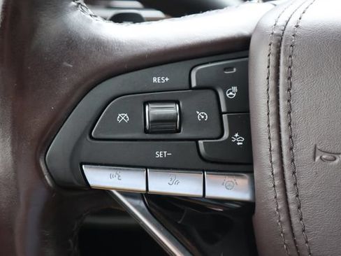 Used 2023 Cadillac Escalade Sport Platinum AWD/4WD image 8