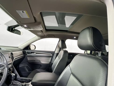 Used 2022 Volkswagen Atlas SE image 21