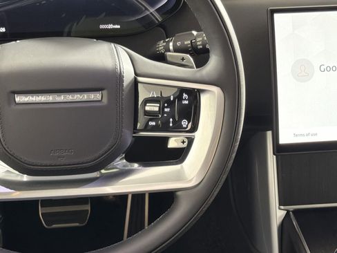 New 2026 Land Rover Range Rover SE image 13
