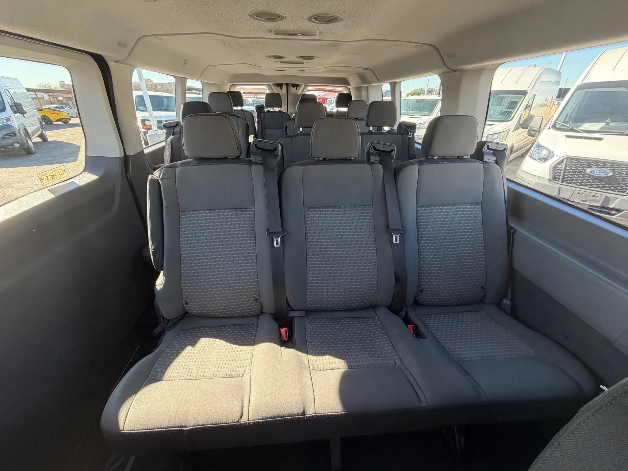 Used 2022 Ford Transit 350 XLT RWD image 14