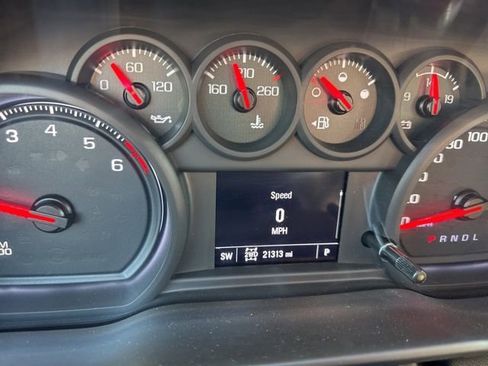 Used 2023 GMC Sierra 1500 Pro w/ Graphite Edition image 7