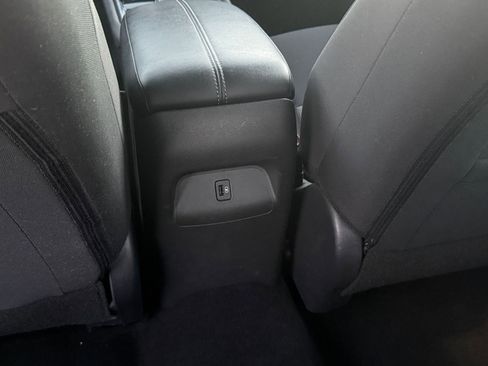 Used 2025 Nissan Sentra SV image 24