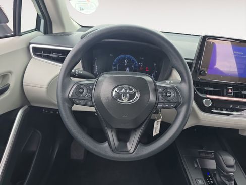New 2026 Toyota Corolla Cross L image 12