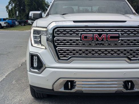 Used 2022 GMC Sierra 1500 Denali w/ Denali Reserve Package AWD/4WD image 9