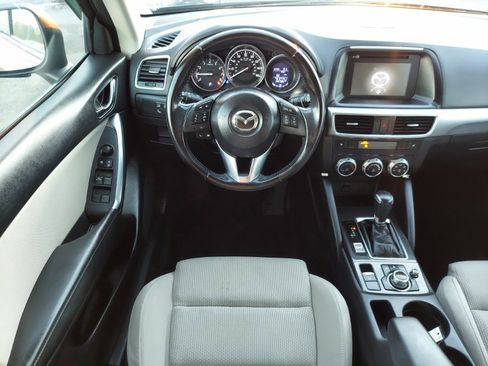 Used 2016 MAZDA CX-5 Touring image 10