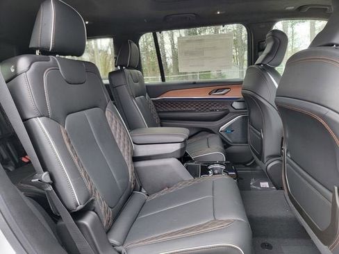 New 2026 Jeep Grand Cherokee L Summit AWD/4WD image 23